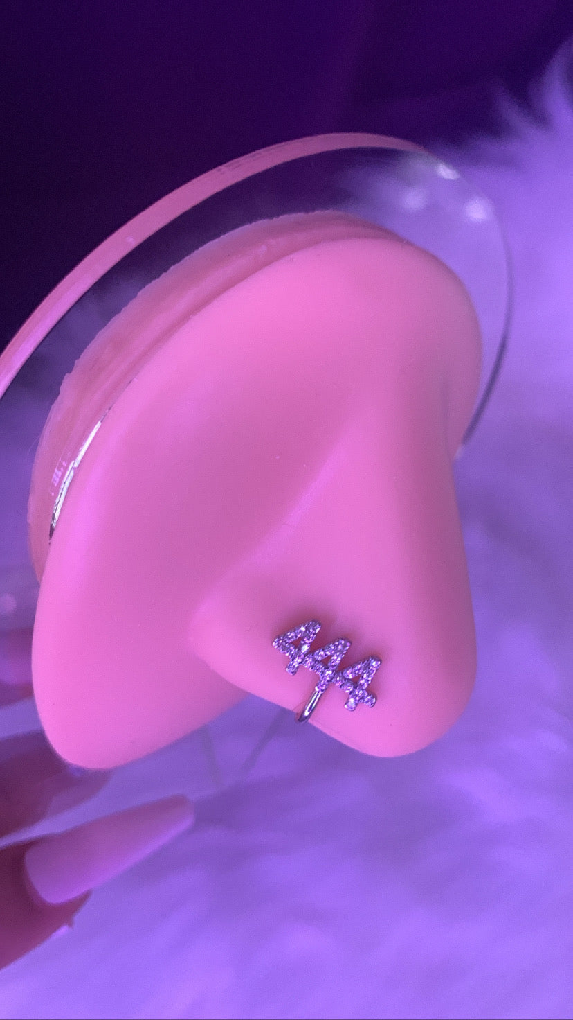 444 Nose Cuff