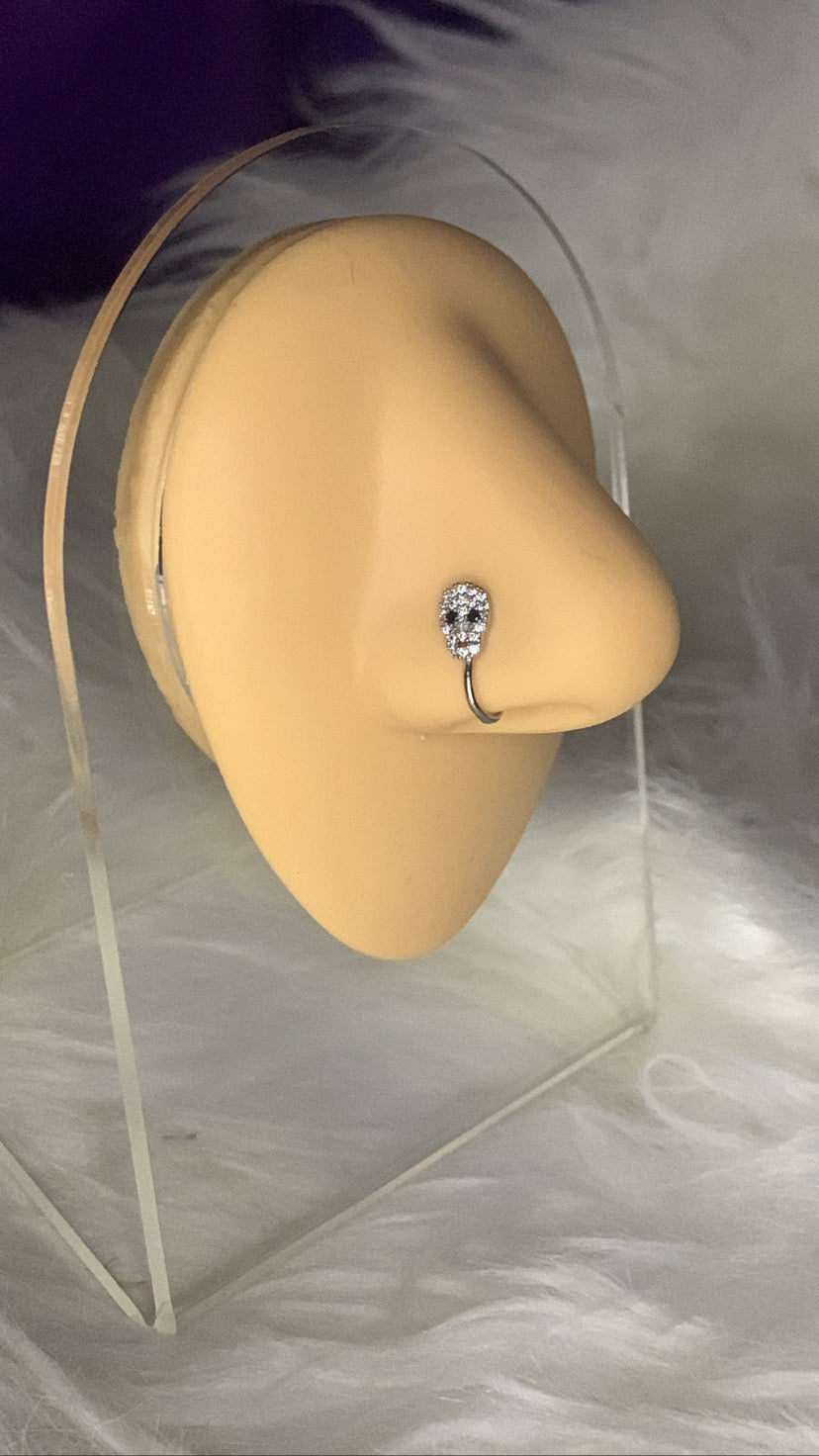 Skull Nose Cuff